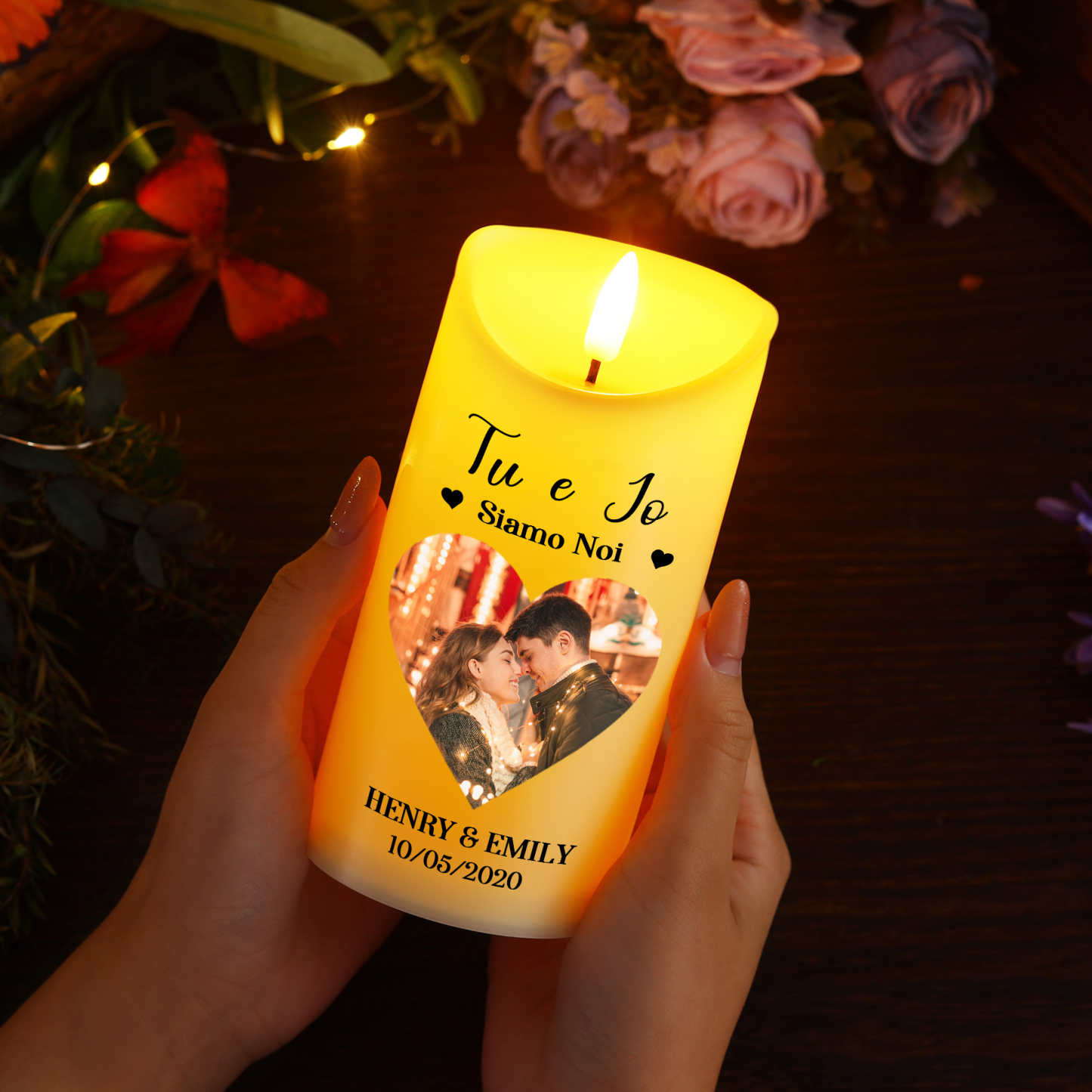 Candela LED Personalizzata in Plastica con 1 Foto, 2 Nomi e 1 Data - "Tu e Io. Siamo Noi" - Regalo di Natale per Lui/Lei | Jessemade