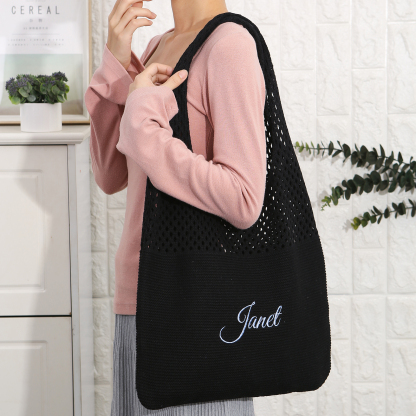 Borsa a Spalla in Maglia Personalizzata con Nome - Leggera e alla Moda in Nero e Bianco - Regalo di Natale per Lei | Jessemade