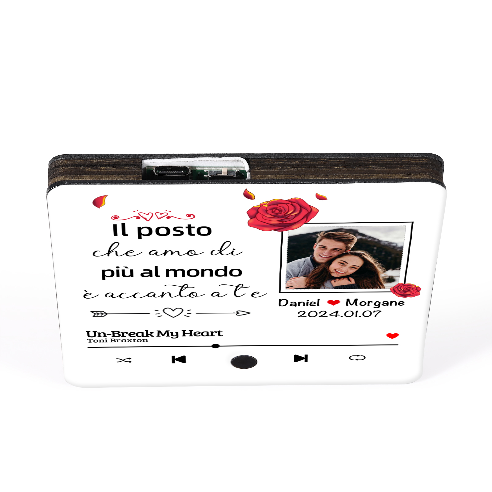 Magnete da Frigorifero Personalizzato con Musica – Con 2 Nomi, 1 Foto, 1 Data Speciale e 1 Canzone Preferita – “Il posto che amo di più al mondo è accanto a te” – Regalo di San Valentino per Lui/Lei | Jessemade