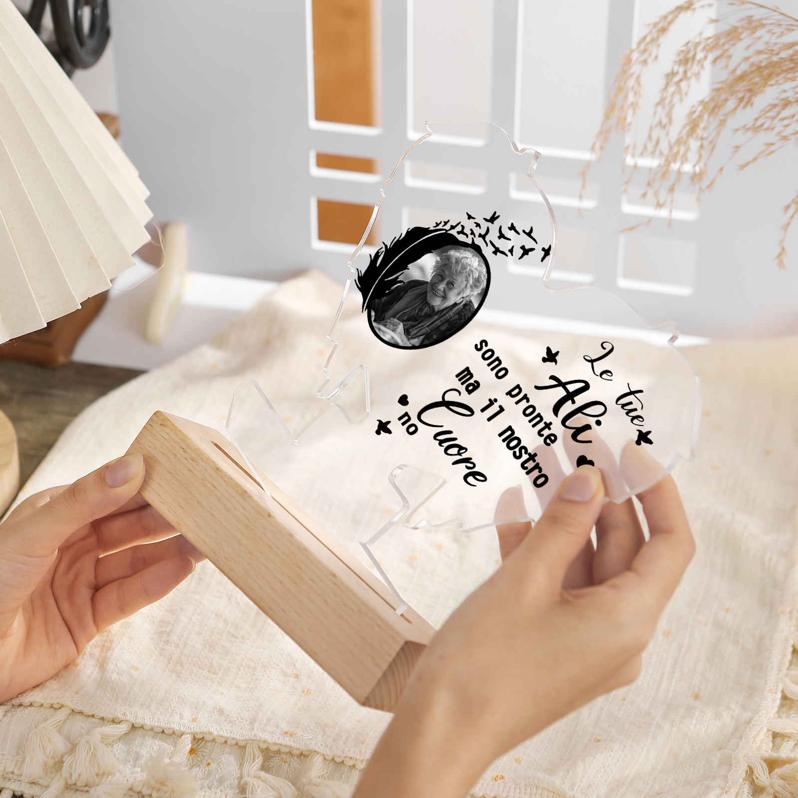 Lampada/Luce notturna in acrilico commemorativa personalizzata Lampada LED a forma di ali d'angelo con foto personalizzata Regalo commemorativo di Natale | Jessemade