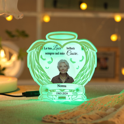 Luce Notturna Commemorativa Personalizzata in Acrilico con Ali d'Angelo - Lampada LED con 1 Foto, Nome e Data Regalo di Natale in Memoria | Jessemade