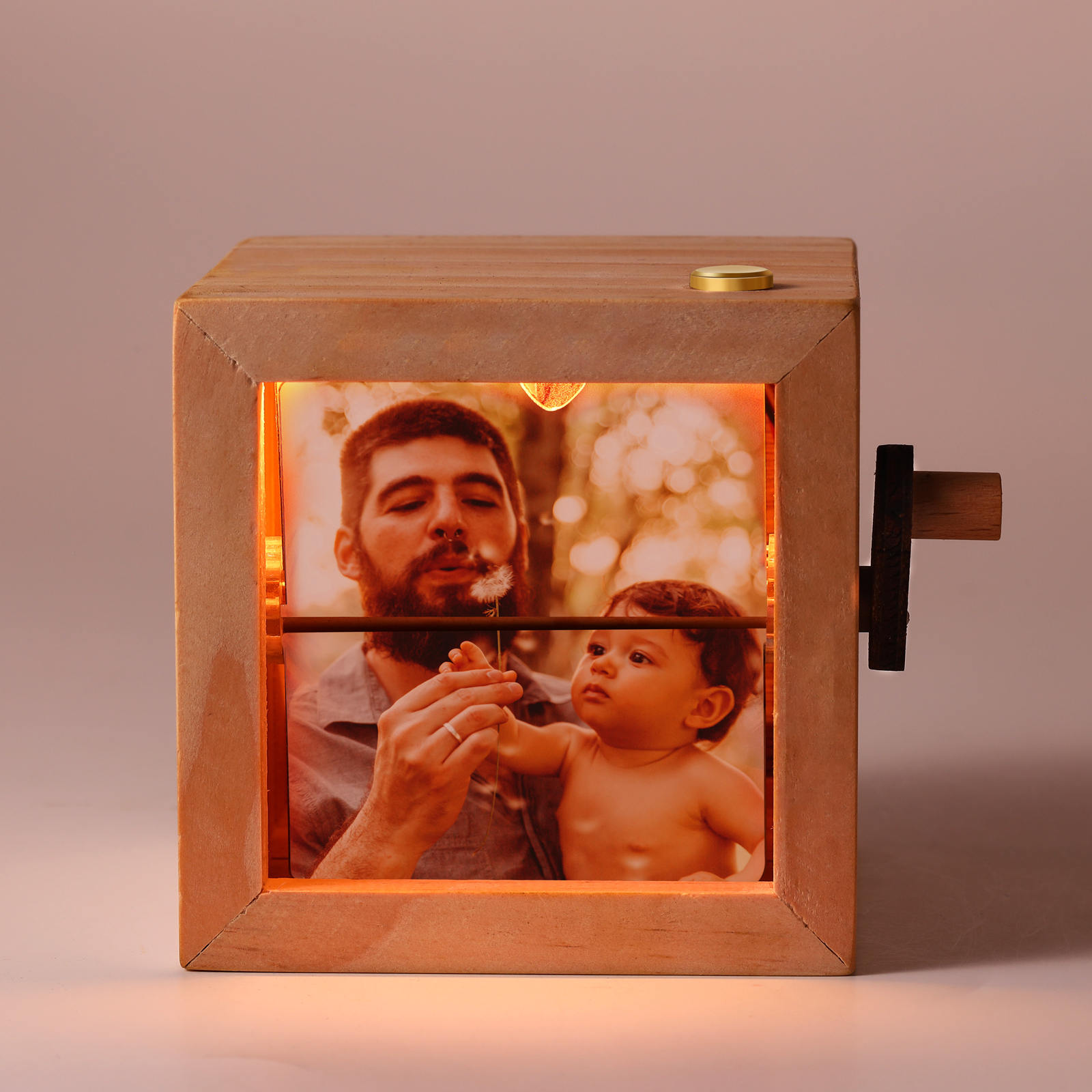 Album Fotografico Manuale Personalizzabile con 8 Foto | Disponibile in 3 Colori (Legno Naturale, Noce Scuro, Giallo) | Idea Regalo per la Famiglia e gli Amici |  Jessemade