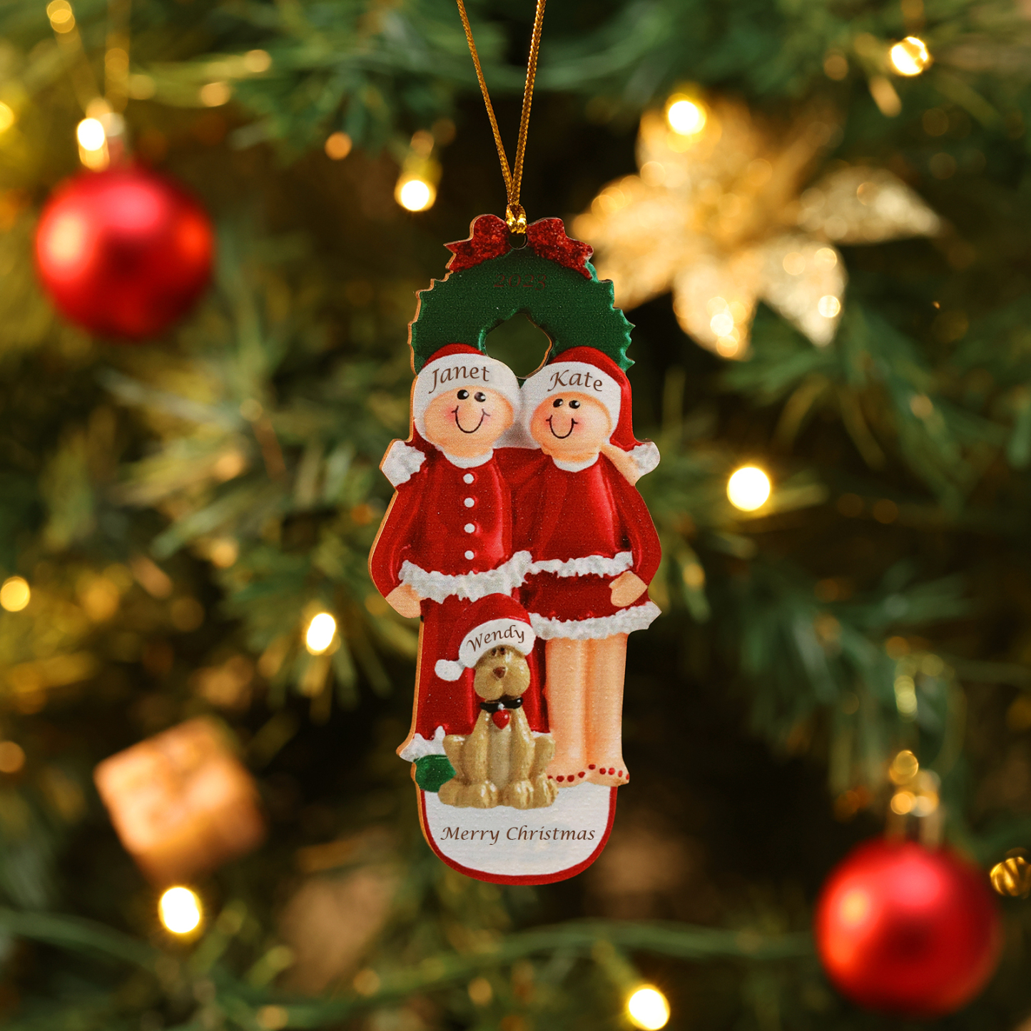 Famiglia in vestito natalizio con cane carino 3 nomi personalizzabili