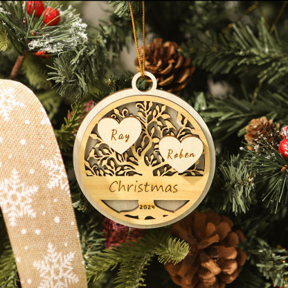 Decorazione Natalizia in Legno Personalizzata 2-6 Nomi, Testo e Data- Albero della Vita Tondo -  Regalo per la Famiglia | Jessemade