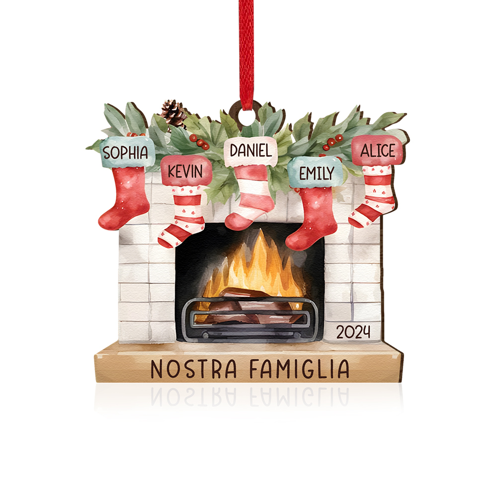 "Fornello Caldo" Pendente di Natale Personalizzato in legno per la famiglia 5 Nomi e 1 Testo e 1 Anno personalizzati 