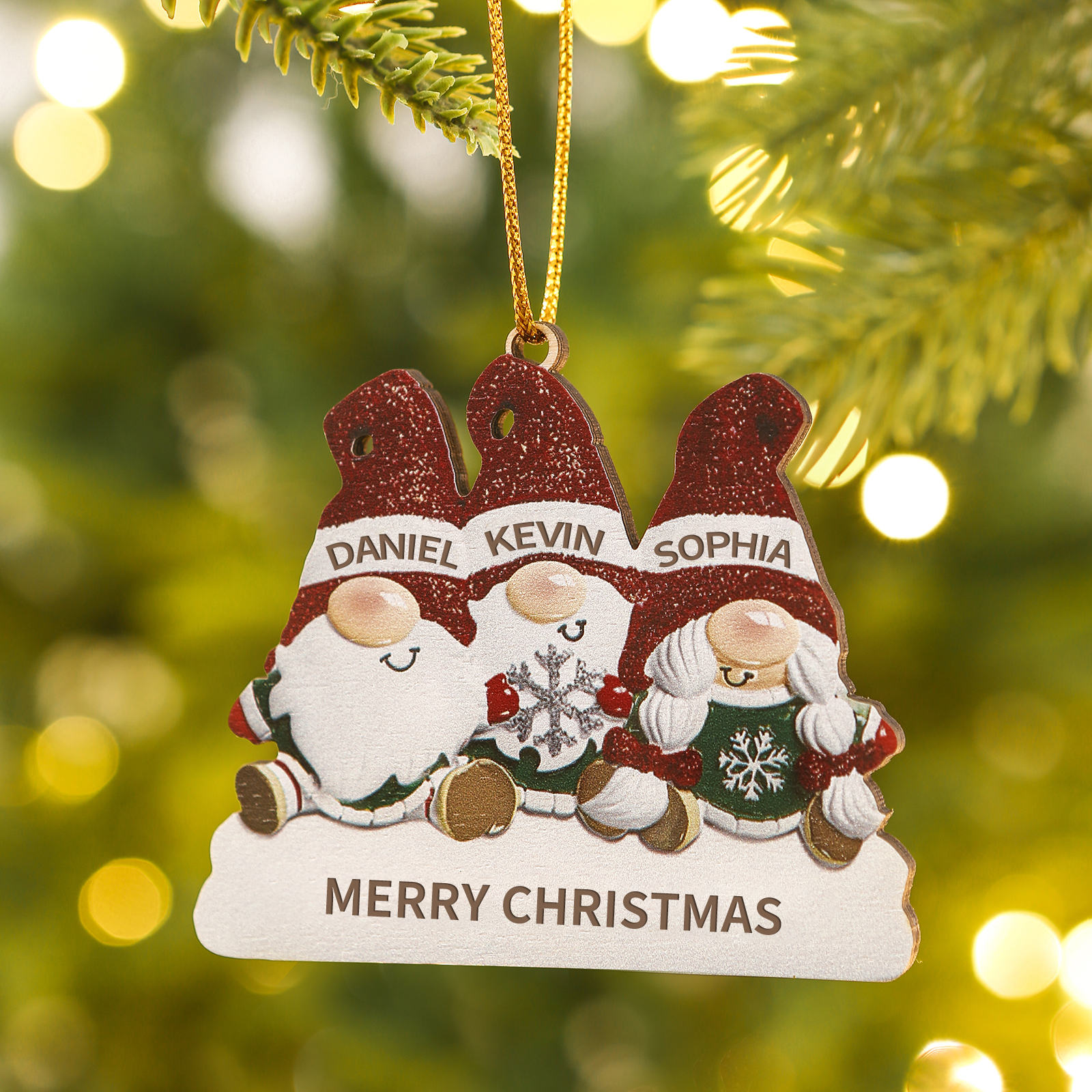 Decorazione Natalizia in Legno Personalizzata - Design Gnomi, 3 Nomi e