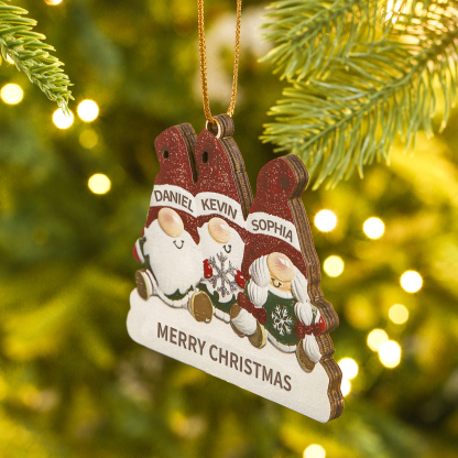 Decorazione Natalizia in Legno Personalizzata - Design Gnomi, 3 Nomi e Testo Personalizzabili, Regalo di Natale per Famiglia | Jessemade