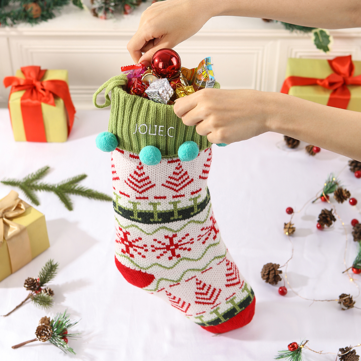Calze di Natale Personalizzate – Materiale in Fibra Acrilica, Nome Personalizzato, 3 Design, Regalo Perfetto per la Famiglia | Jessemade