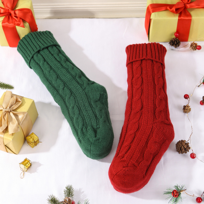 Calza Natalizia Personalizzata in Tessuto Lavorato a Maglia - Nome Personalizzabile in Rosso o Verde per Regalo di Natale alla Famiglia | Jessemade