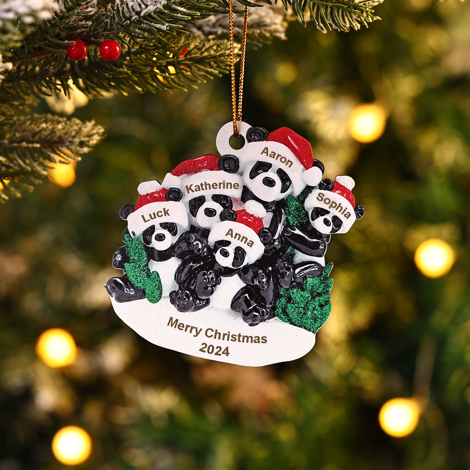 Decorazione Natalizia in Legno con Panda - Personalizza 5 Nomi, 1 Testo e 1 Data - Regalo di Natale per Famiglia | Jessemade