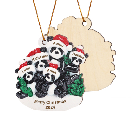 Decorazione Natalizia in Legno con Panda - Personalizza 5 Nomi, 1 Testo e 1 Data - Regalo di Natale per Famiglia | Jessemade
