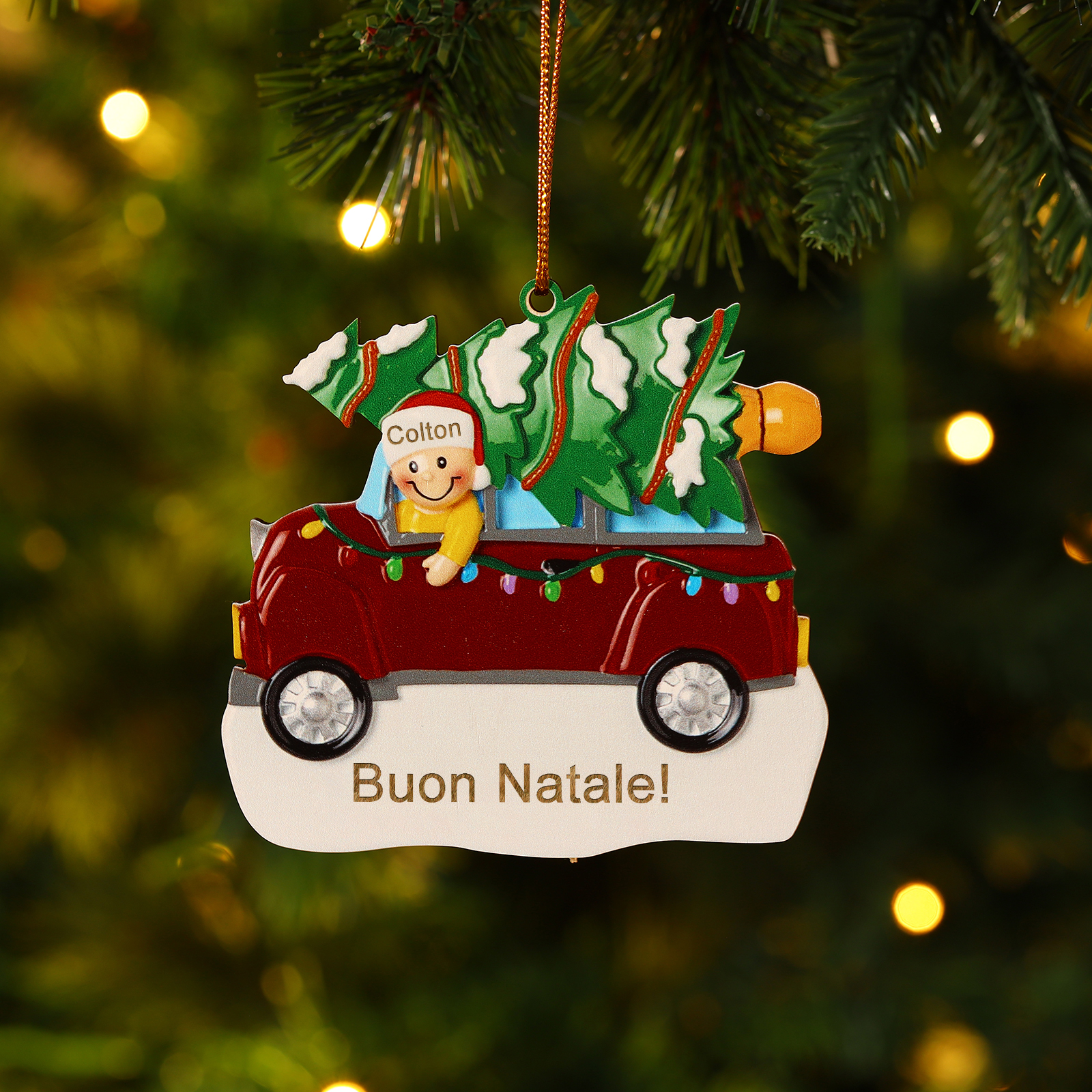 Decorazione Natalizia in Legno Personalizza 1 Nomi e 1 Testo - Design Auto Rossa con Albero, Regalo di Natale per Famiglia | Jessemade