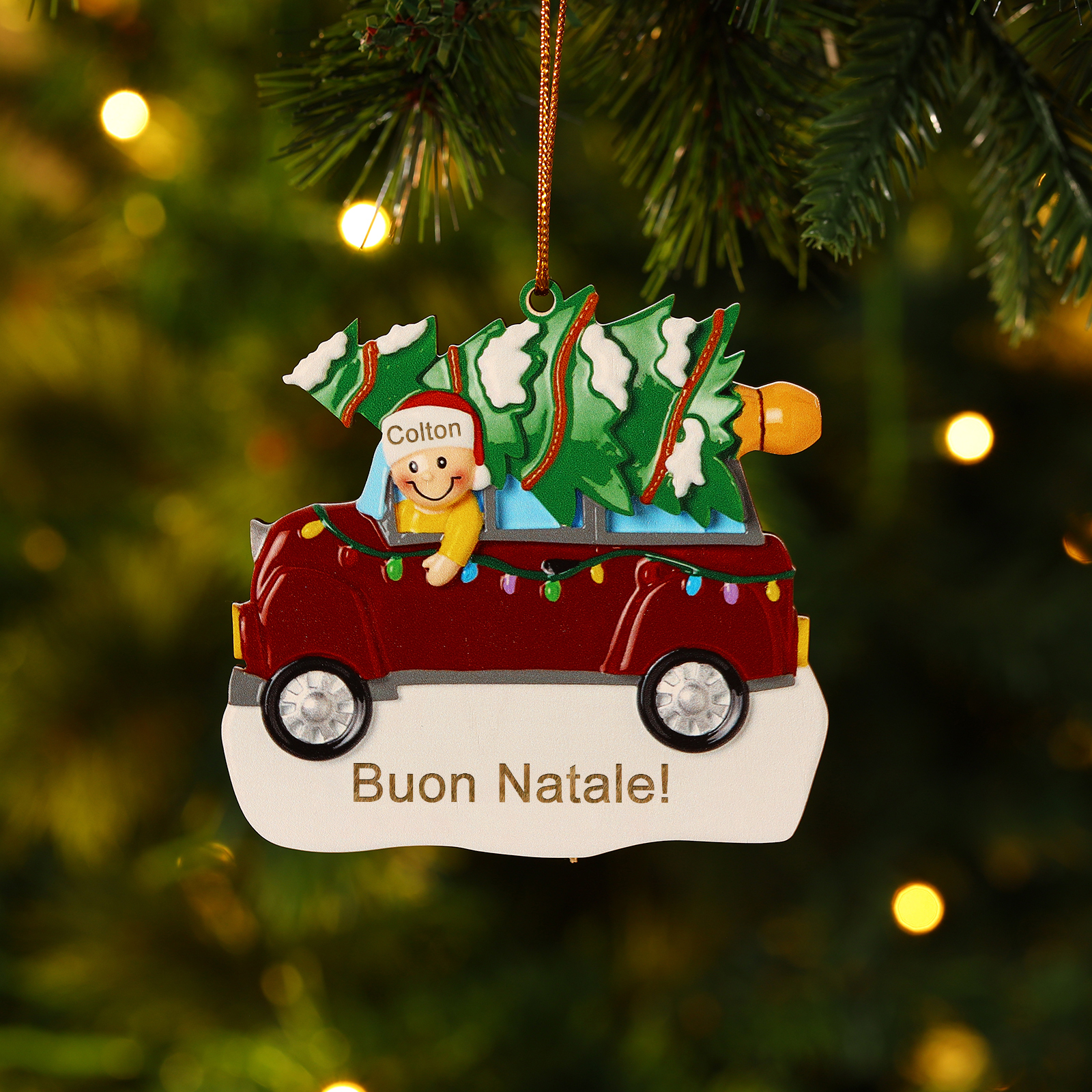 Decorazione Natalizia in Legno Personalizza 1 Nomi e 1 Testo - Design Auto Rossa con Albero, Regalo di Natale per Famiglia | Jessemade