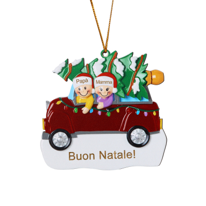 Decorazione Natalizia in Legno Personalizza 2 Nomi e 1 Testo - Design Auto Rossa con Albero, Regalo di Natale per Famiglia | Jessemade