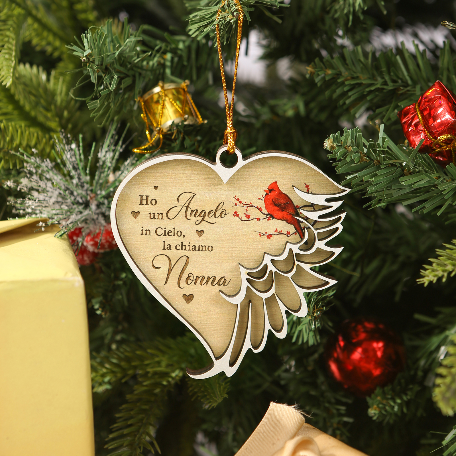 Ornamento commemorativo a forma di cuore in legno personalizzato con 1 nome personalizzato – Design con ali d'angelo, regalo di Natale | Jessemade