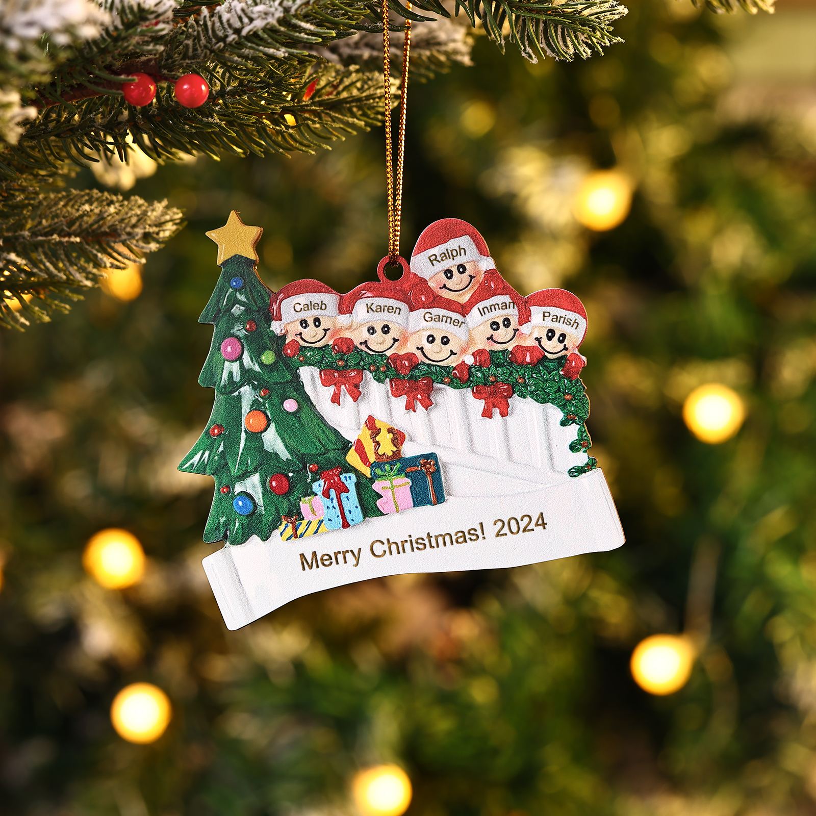 Decorazione Natalizia in Legno Personalizzata - Personalizza 6 Nomi, 1 Testo, Data - Albero di Natale e Personaggi, Regalo di Natale per la Famiglia | Jessemade