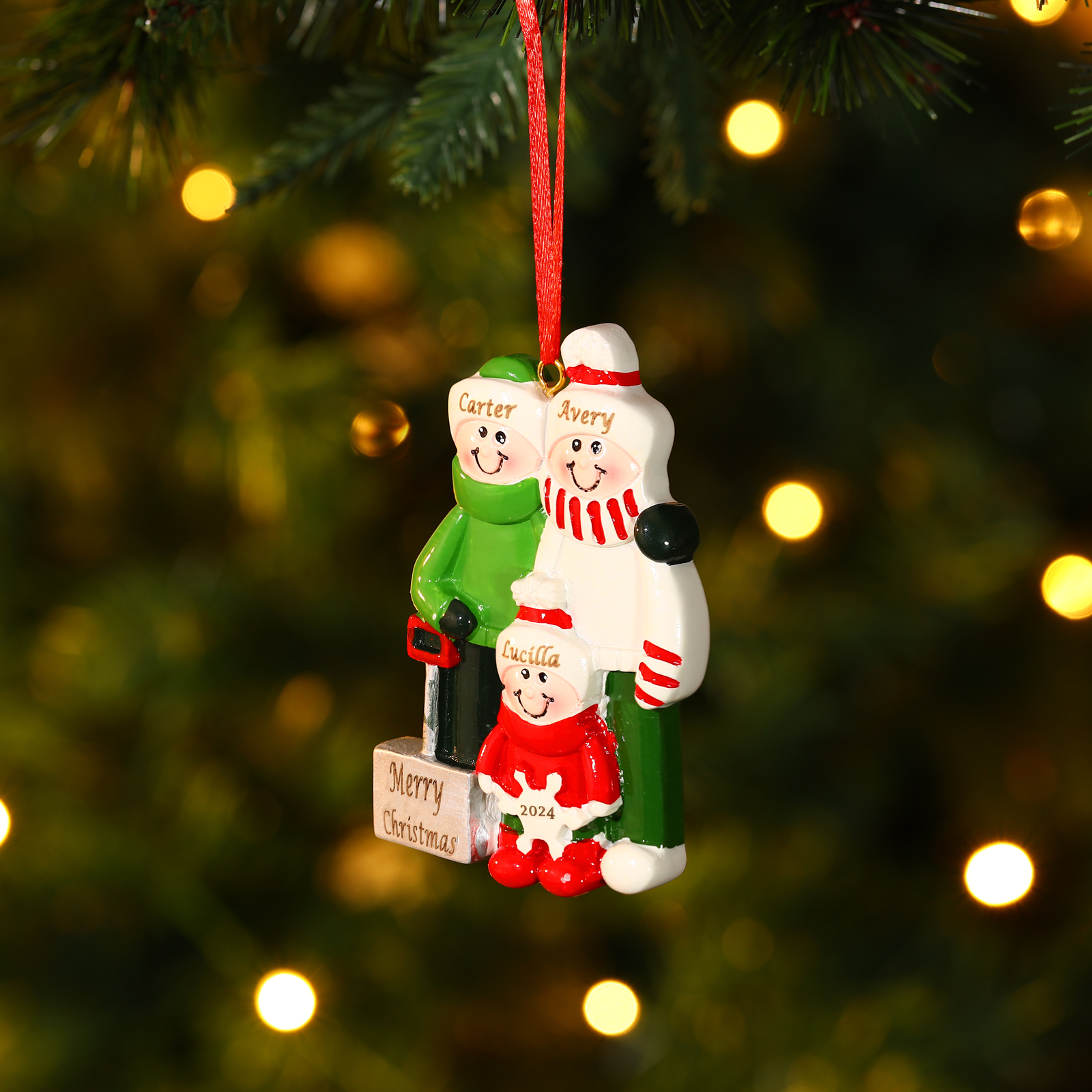 Personalised Family Christmas Ornament – Custom Resin Snow Shoveling Scene with 3 Names & 1 Text Christmas Gift | Jessemade