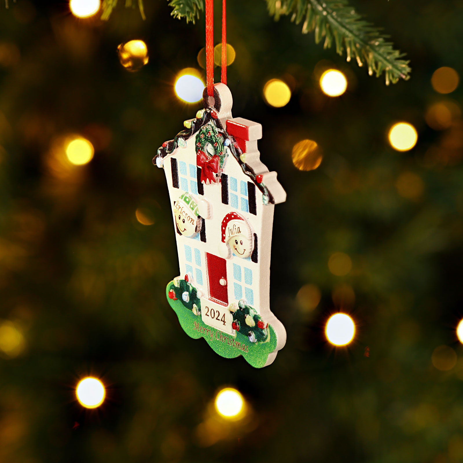 Decorazione Natalizia in Resina Personalizzata - 2 Nomi, 1 Testo & Anno - Casetta di Natale & Personaggi Regalo di Natale per Famiglia | Jessemade