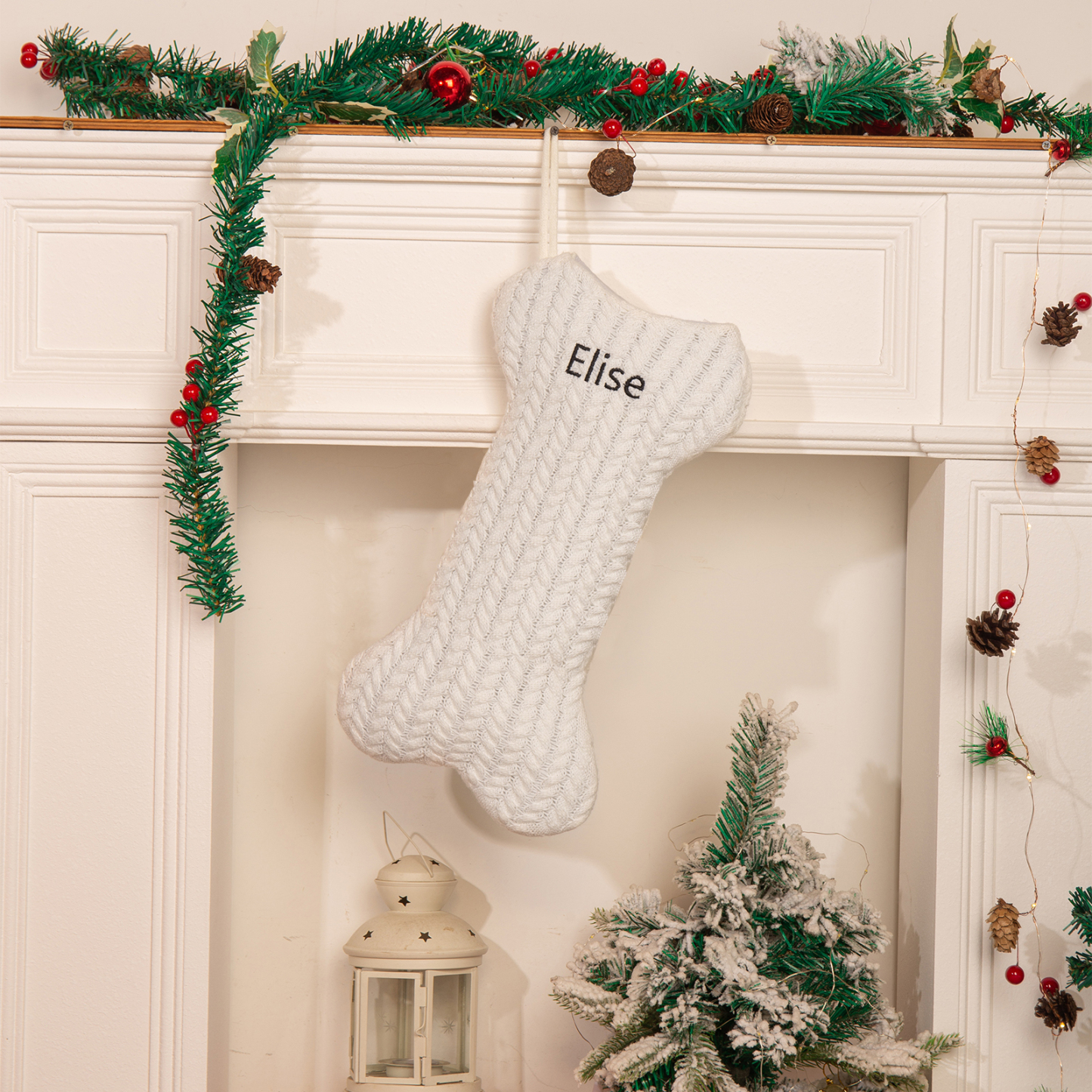 Decorazione Natalizia Personalizzata - Calza di Natale in Tessuto Lavorato a Maglia, Forma di Osso, 3 Colori - Personalizzabile con 1 Nome - Regalo di Natale per Famiglia | Jessemade