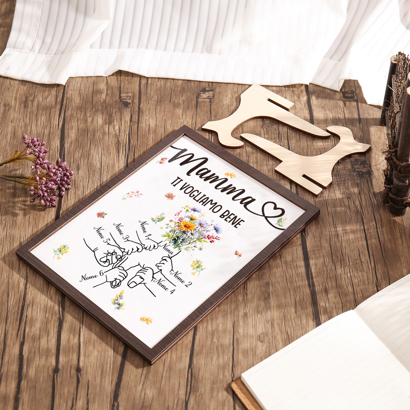 6 Nomi e Testo - Targa in Legno Personalizzata con Mano nella Mano per la Mamma - Regalo Festa della Mamma