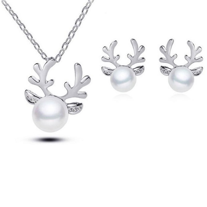 Family Christmas Gift - Reindeer Pearl Necklace & Earring Set