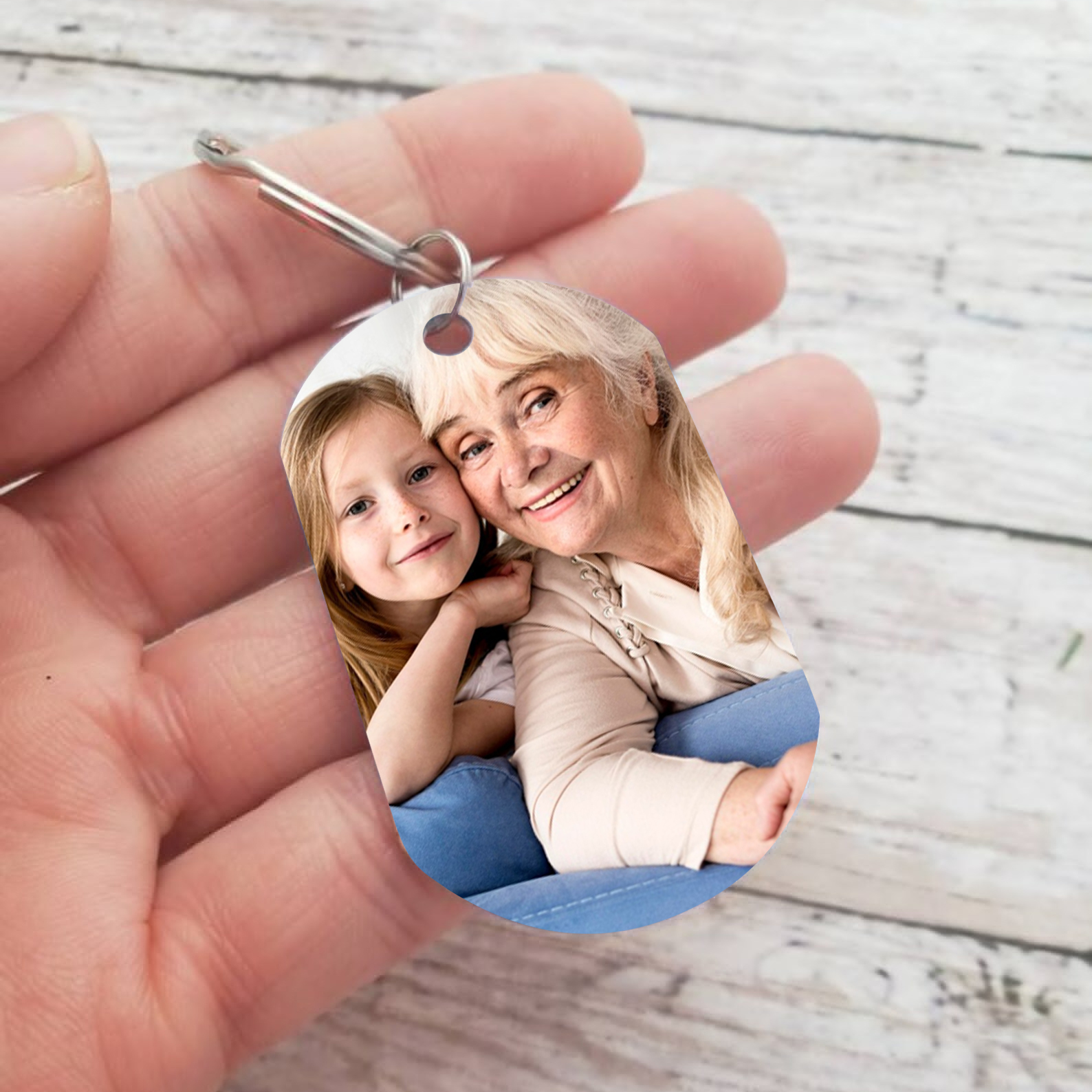 La ragazza di Nonna-Portachiavi commemorativo per membri persi nella famiglia Un Ricordo Prezioso per i Nonni