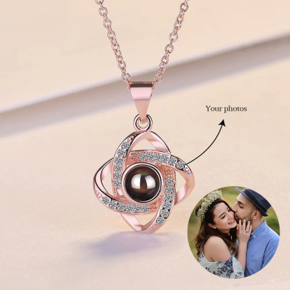 Collana infinito con proiezione di foto personalizzabile