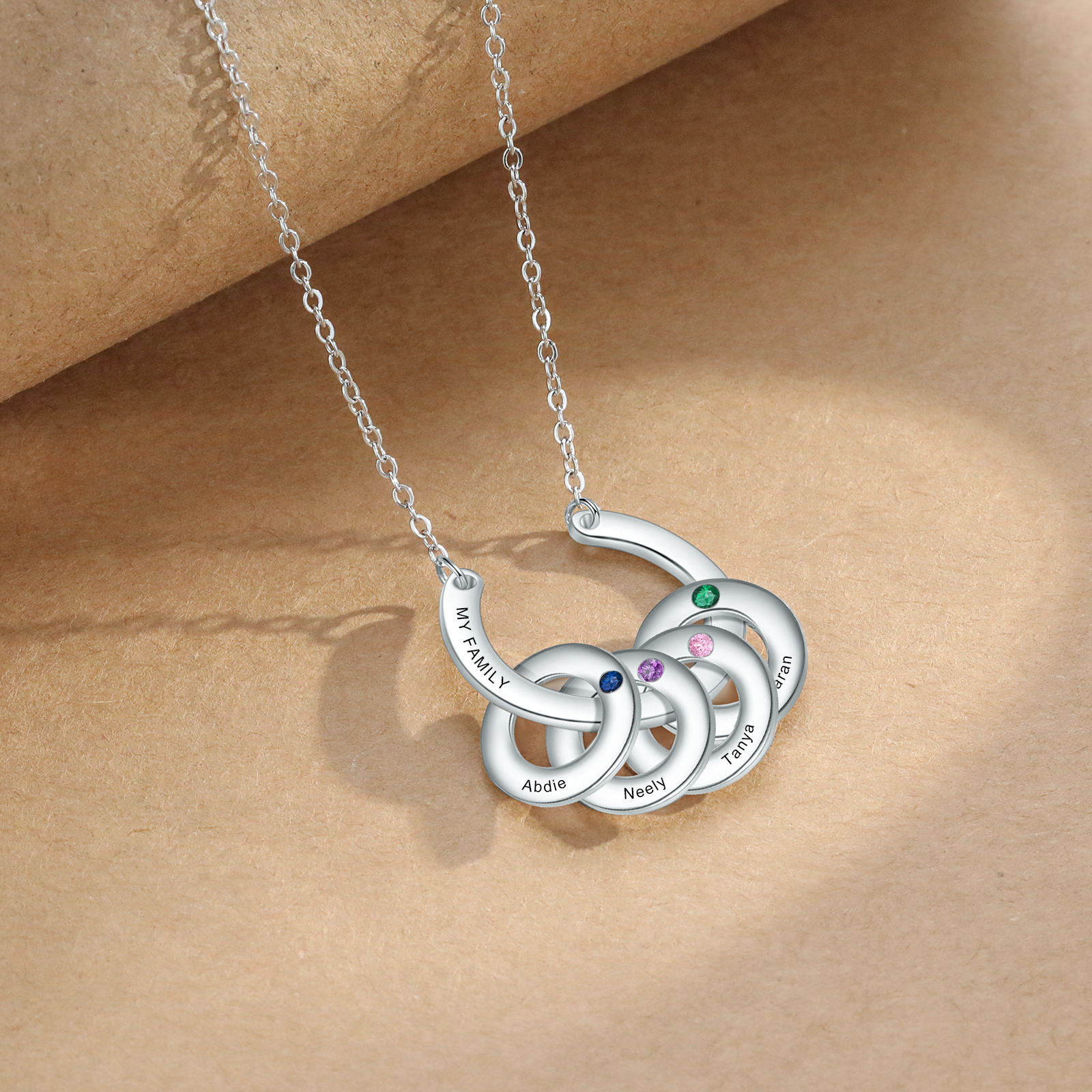 Collana con ciondolo di cerchio 4 pietre di nascita e 4 nomi e 1 testo personalizzato regalo per donna