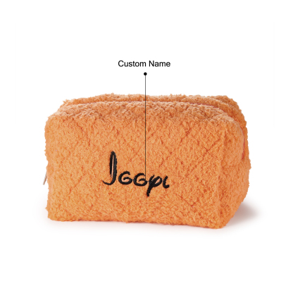 Borsa Cosmetica in Morbido Peluche - Nome Personalizzato in 4 Colori - Regalo di Natale per Lei | Jessemade