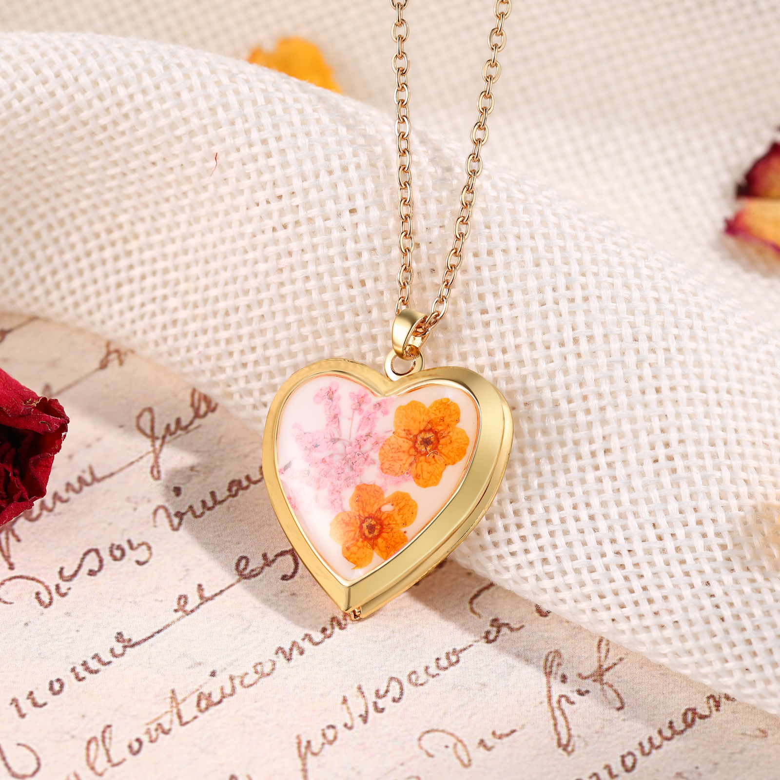 Collana Personalizzata a Forma di Cuore con Fiori e 2 Foto - Disponibile in 3 Colori - Regalo di San Valentino per Lei | Jessemade