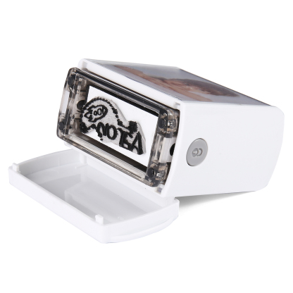 Timbro con nome e foto personalizzato regalo per studente scuola su libro/vestito