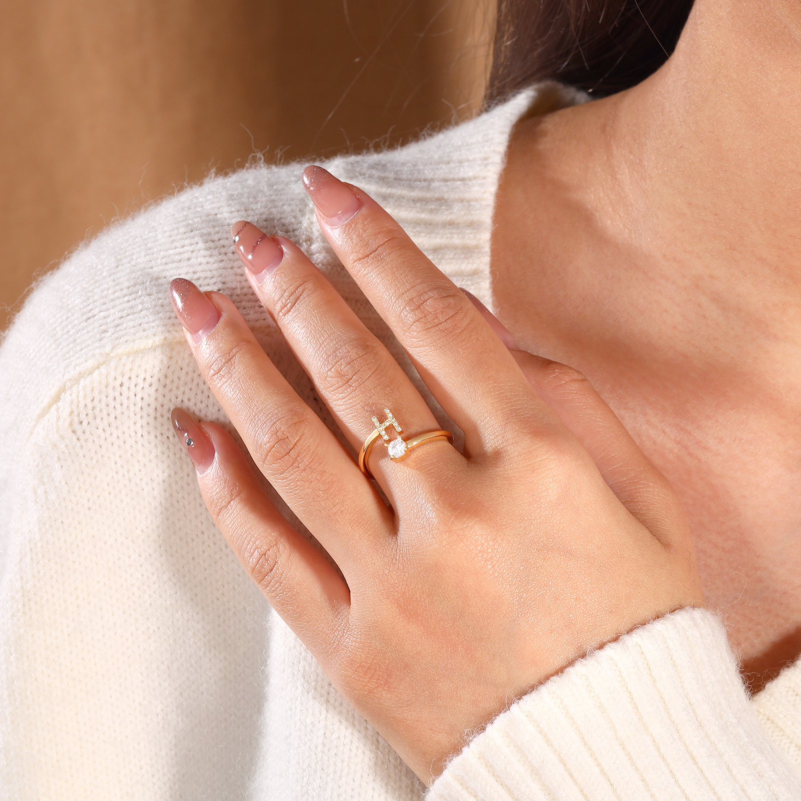 Anello in Rame Personalizzato con 1 Iniziale e 1 Nome - Design Elegante e Romantico - Regalo di Natale per Lui/Lei | Jessemade