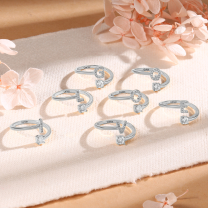 Anello Personalizzato in Rame Argentato con 1 Iniziale e 1 Nome - Design Elegante e Romantico - Regalo di San Valentino per Lei/Lui | Jessemade