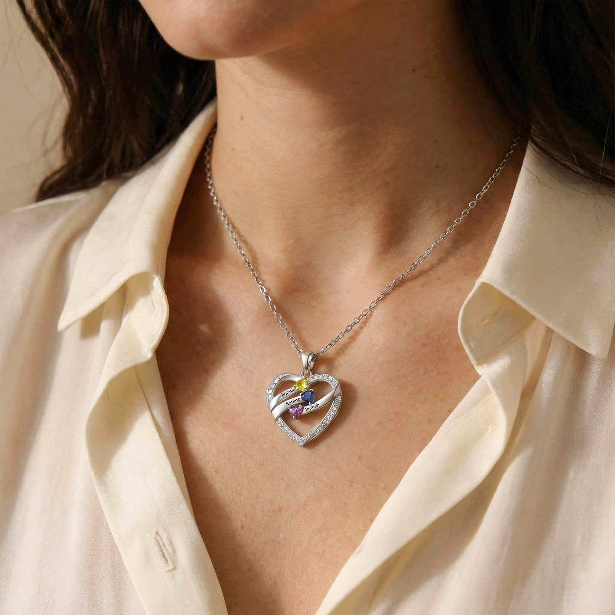 Collana a cuore personalizzata con pietre di nascita, incisa con 3–5 nomi di bambini