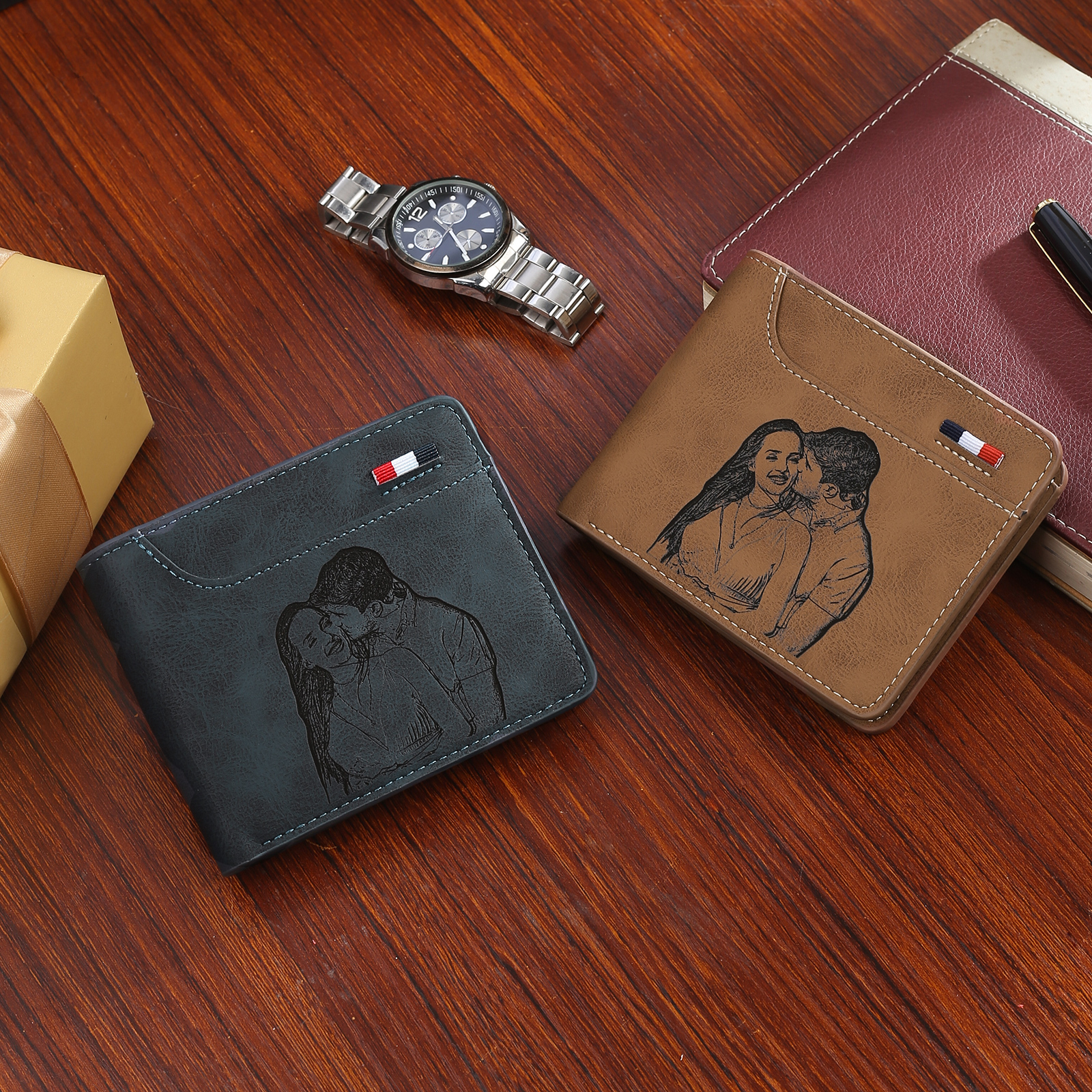 Set Regalo Personalizzato – Portafoglio Inciso con Foto, Nome e Iniziali & Portachiavi con Foto e Testi – Regalo Perfetto per Papà | Jessemade
