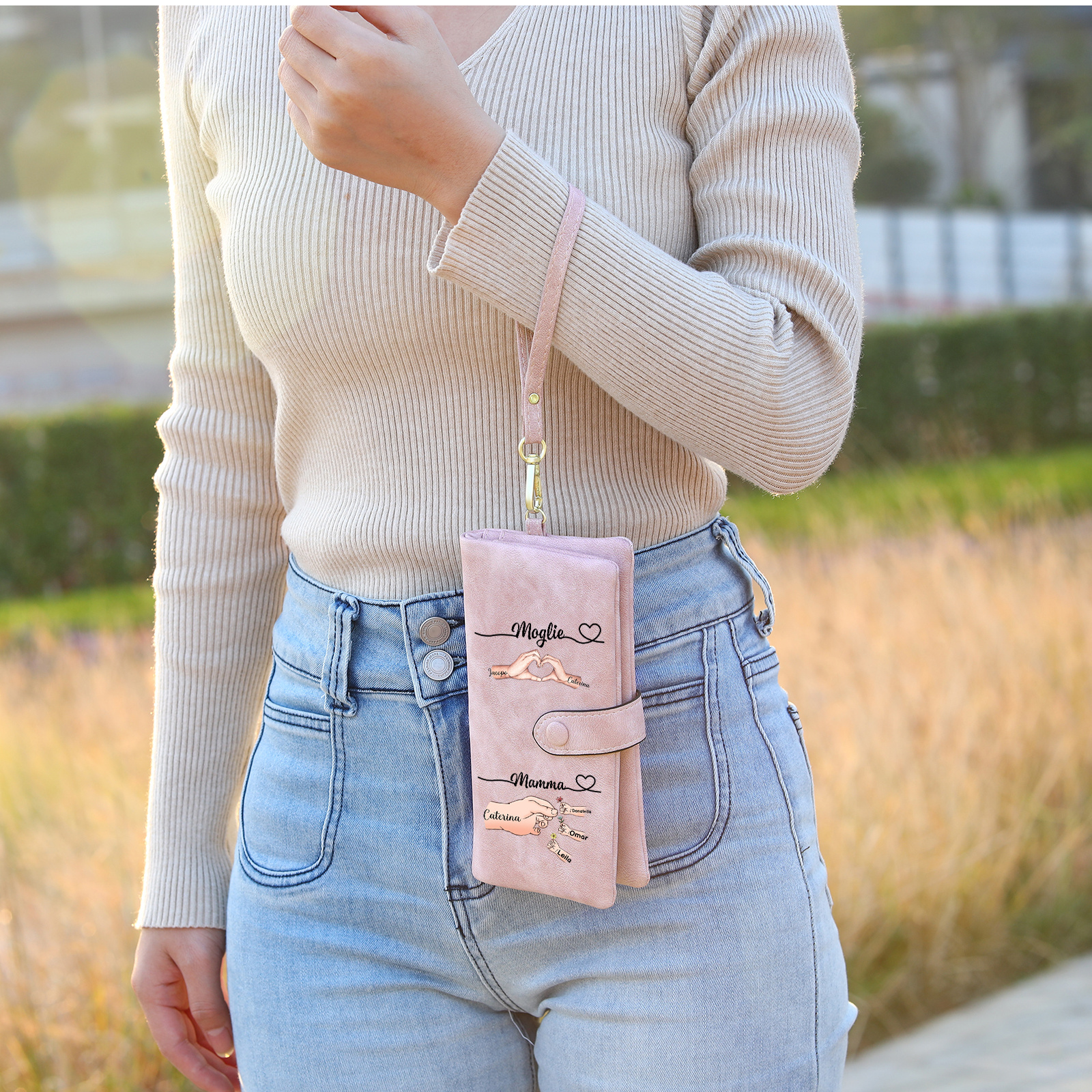 Portafoglio da donna personalizzato con mano e cuore e fino a 8 nomi dei figli, regalo per donna o mamma