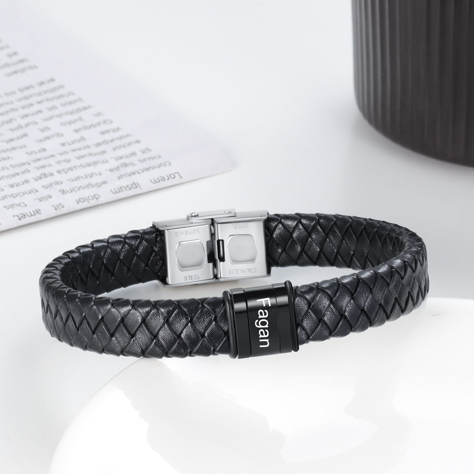 Braccialetto in pelle intrecciata Bracciale maschile con 1 perline e 1 nome personalizzato