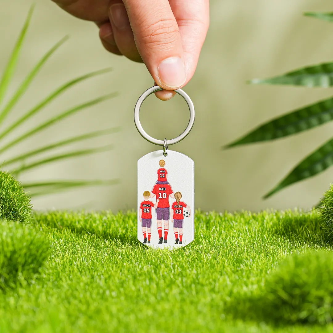 Portachiavi Personalizzato in Acciaio – Tema Calcio con 2-4 Nomi – Regalo Speciale per Papà | Jessemade