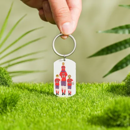 Portachiavi Personalizzato in Acciaio – Tema Calcio con 2-4 Nomi – Regalo Speciale per Papà | Jessemade