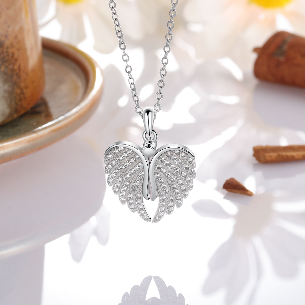 Collana con Ali d'Angelo Personalizzabile Incisione 2 Nomi Regalo di San Valentino | Jessemade