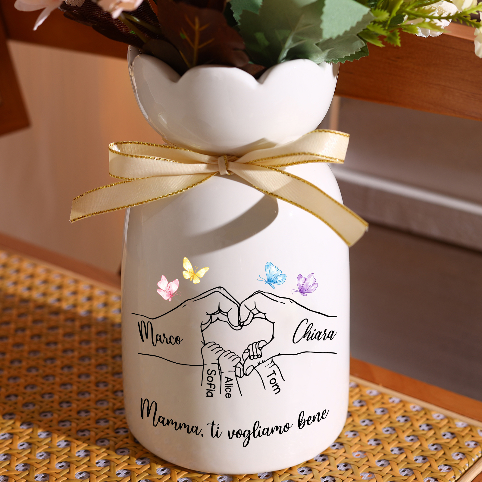 Vaso di fiori in ceramica personalizzato con motivo famiglia mano nella mano personalizzabile con da 3 a 8 nomi