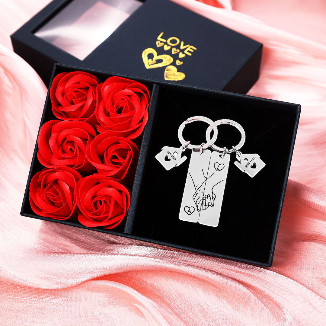 Portachiavi personalizzabile con 2 lettere e data dolce casa 🏠 scatola rosa regalo coppia