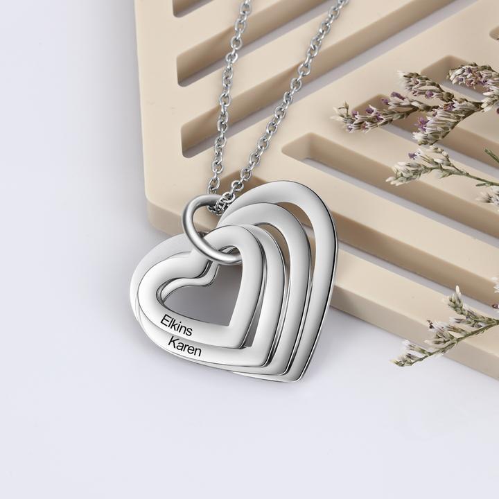 Collana 4 nomi personalizzati con ciondolo cuore