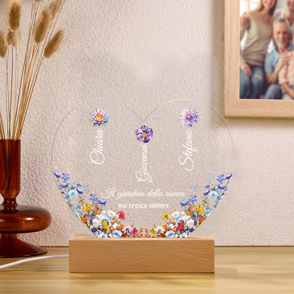 ampada Notturna Personalizzabile a Forma di Cuore – 1-8 Nomi & Fiori di Nascita – Regalo per la Festa della Mamma