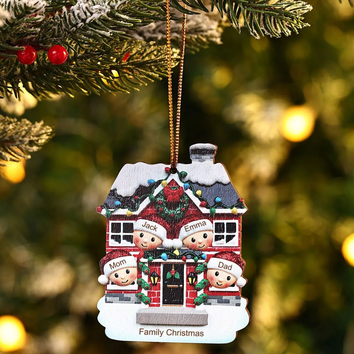 Decorazione Natalizia in Legno Personalizzata - Casetta Rossa & Personaggi - Personalizzabile con 4 Nomi e 1 Testo - Regalo di Natale per Famiglia | Jessemade