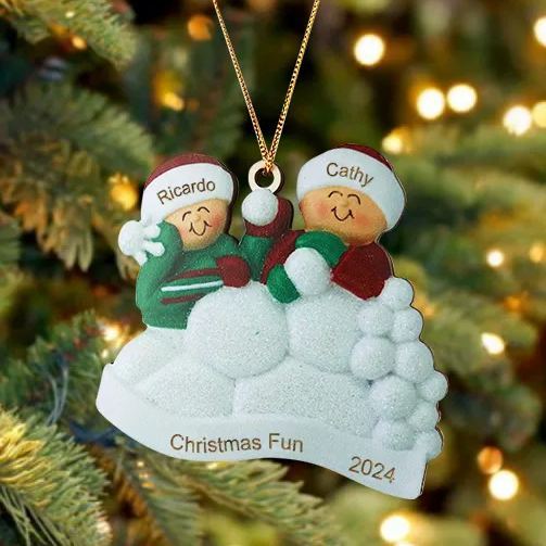 Decorazione Natalizia in Legno Personalizza 2-8 Nomi, 1 Testo e una Data –  Regalo di Natale per Famiglia | Jessemade