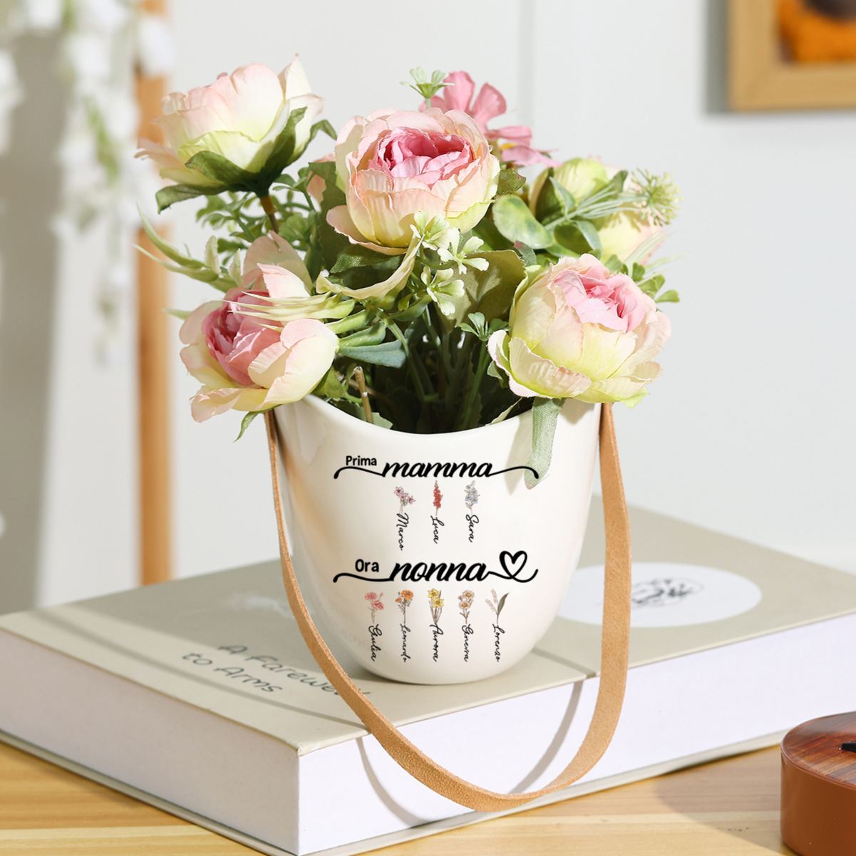 Vaso da parete personalizzato in ceramica con fiore del mese di nascita