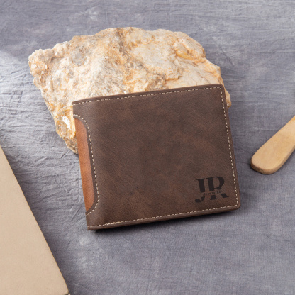 Portafoglio bifold in pelle personalizzato con foto incisa e nome o iniziali