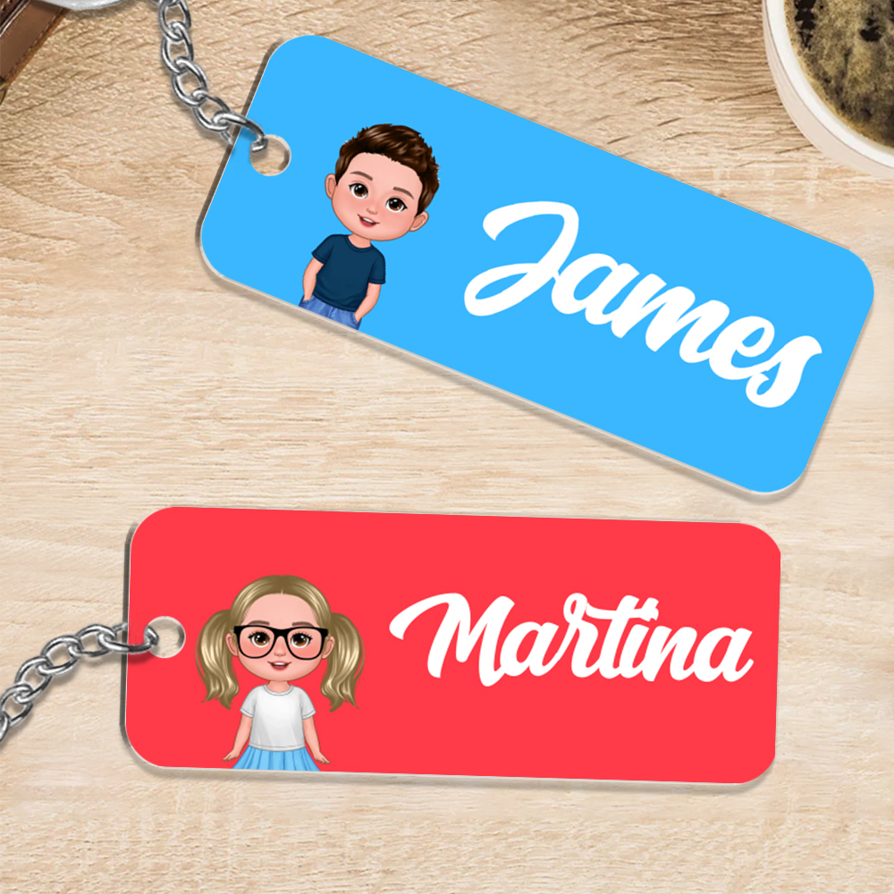 Llavero con nombre personalizado – Regalo práctico vuelta a la escuela