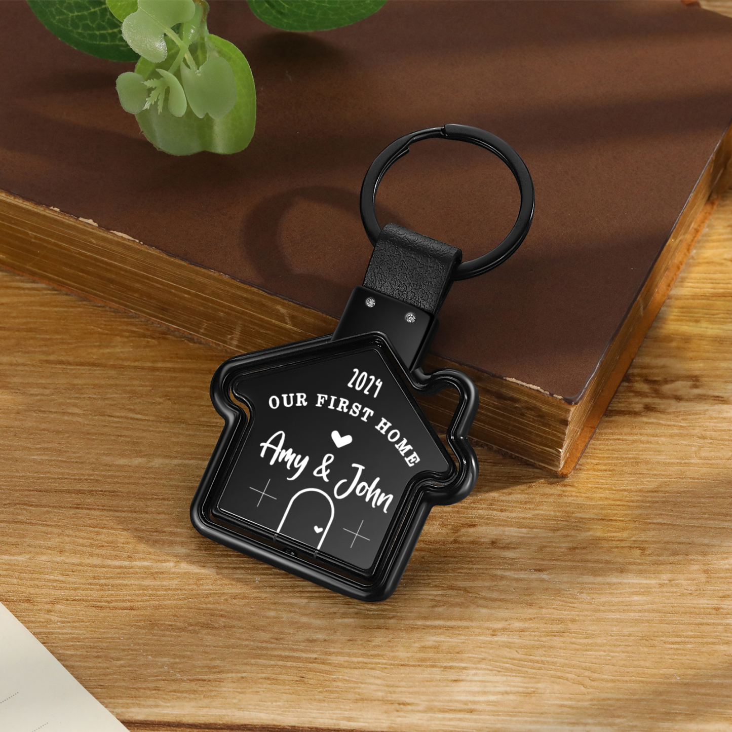 Dulce casa-Llavero en forma de casa personalizado con 2 nombres, 1 texto y año-Jessemade ES